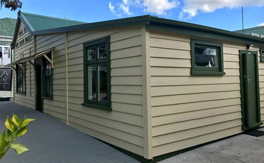 weatherboard painting